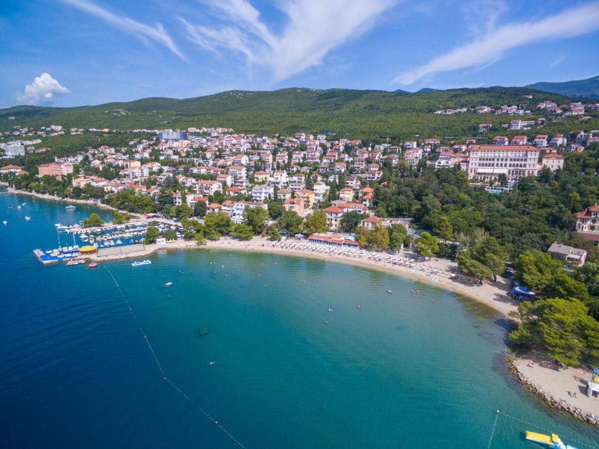 Apartments Kalla Crikvenica Extérieur photo