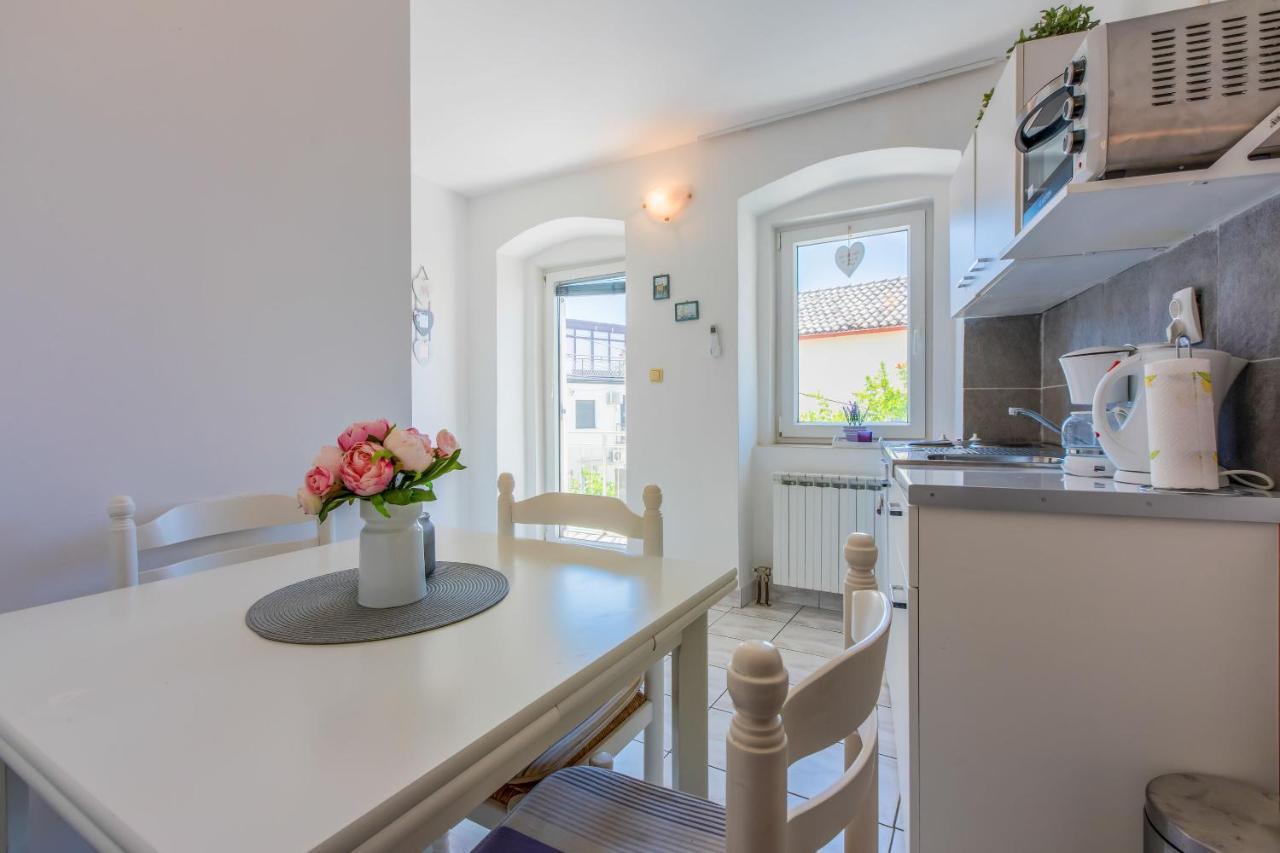 Apartments Kalla Crikvenica Extérieur photo
